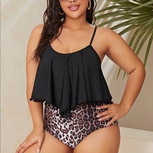 Women’s one piece bathing suit. NWT. 1X